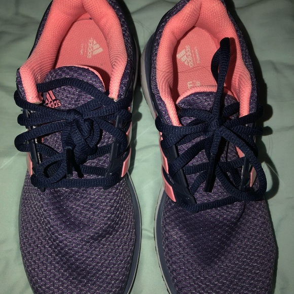 Adidas - Picture 2 of 6